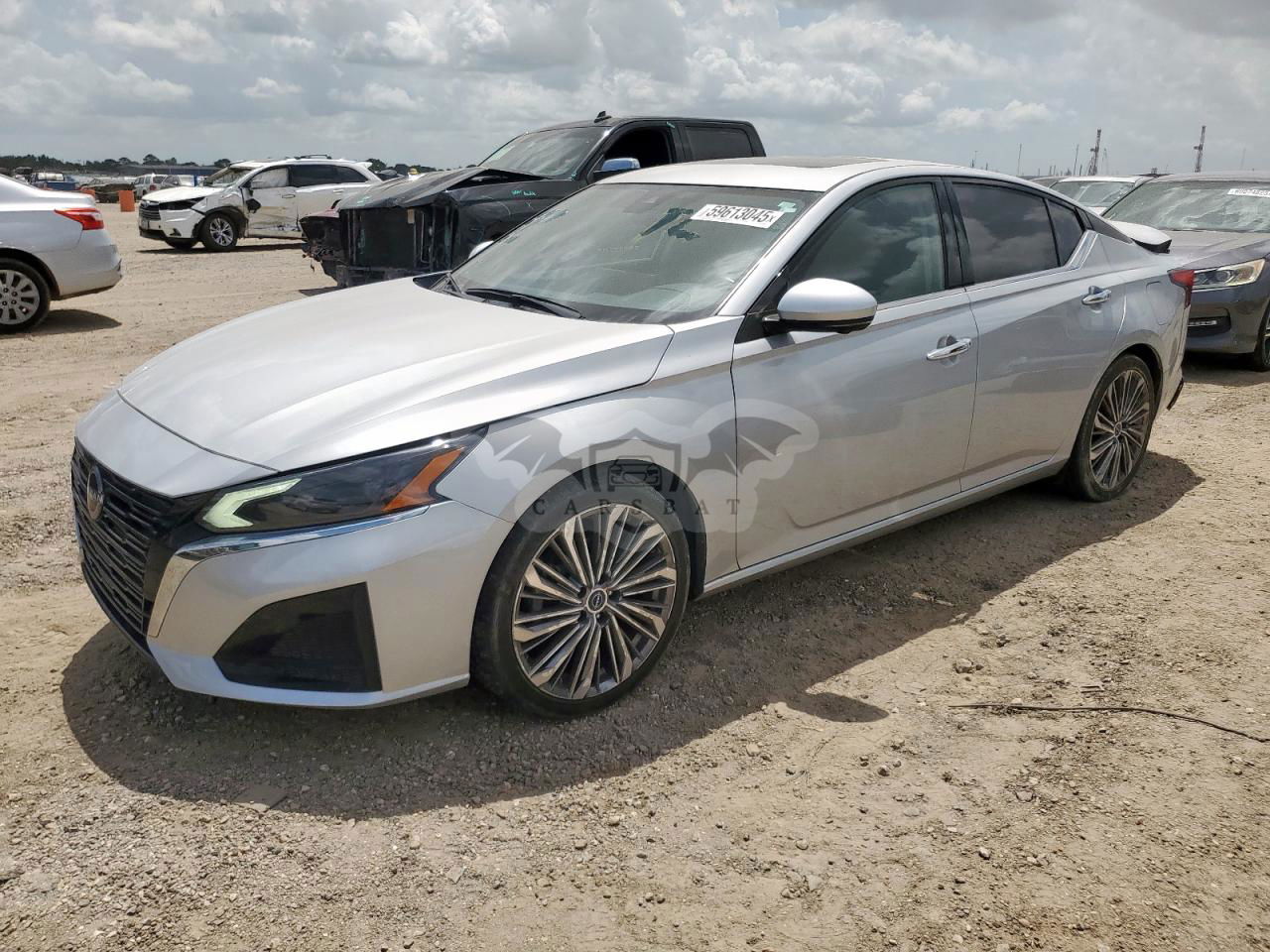 Nissan Altima SL 2.5L  4 2023