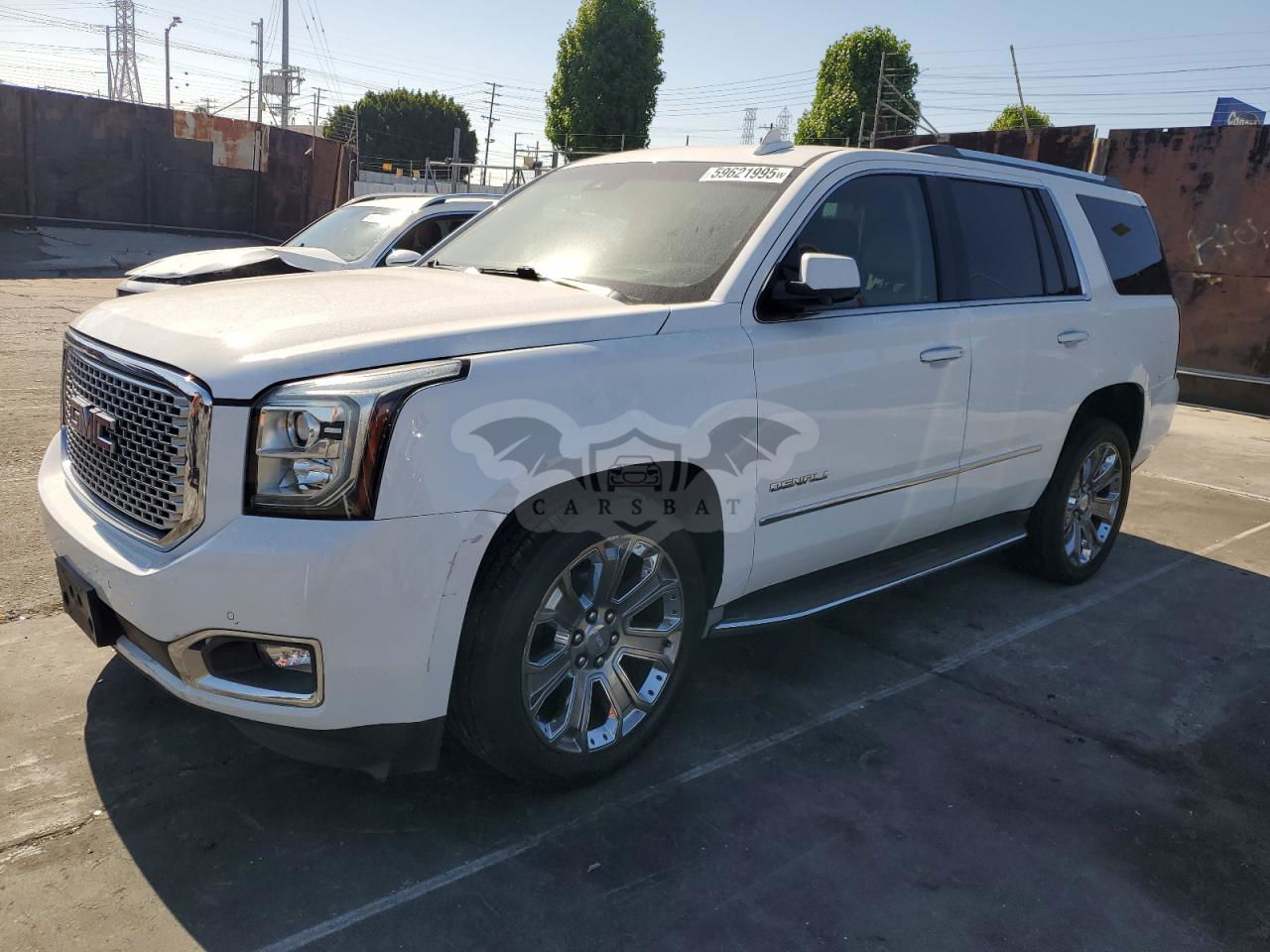 GMC Yukon DENALI 6.2L  8 2016