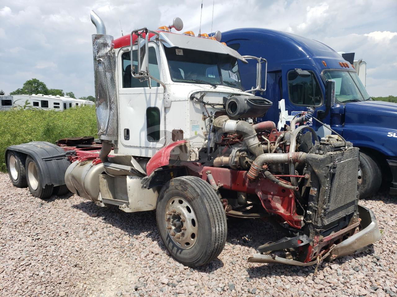 Peterbilt 384 10.8L  6 2009