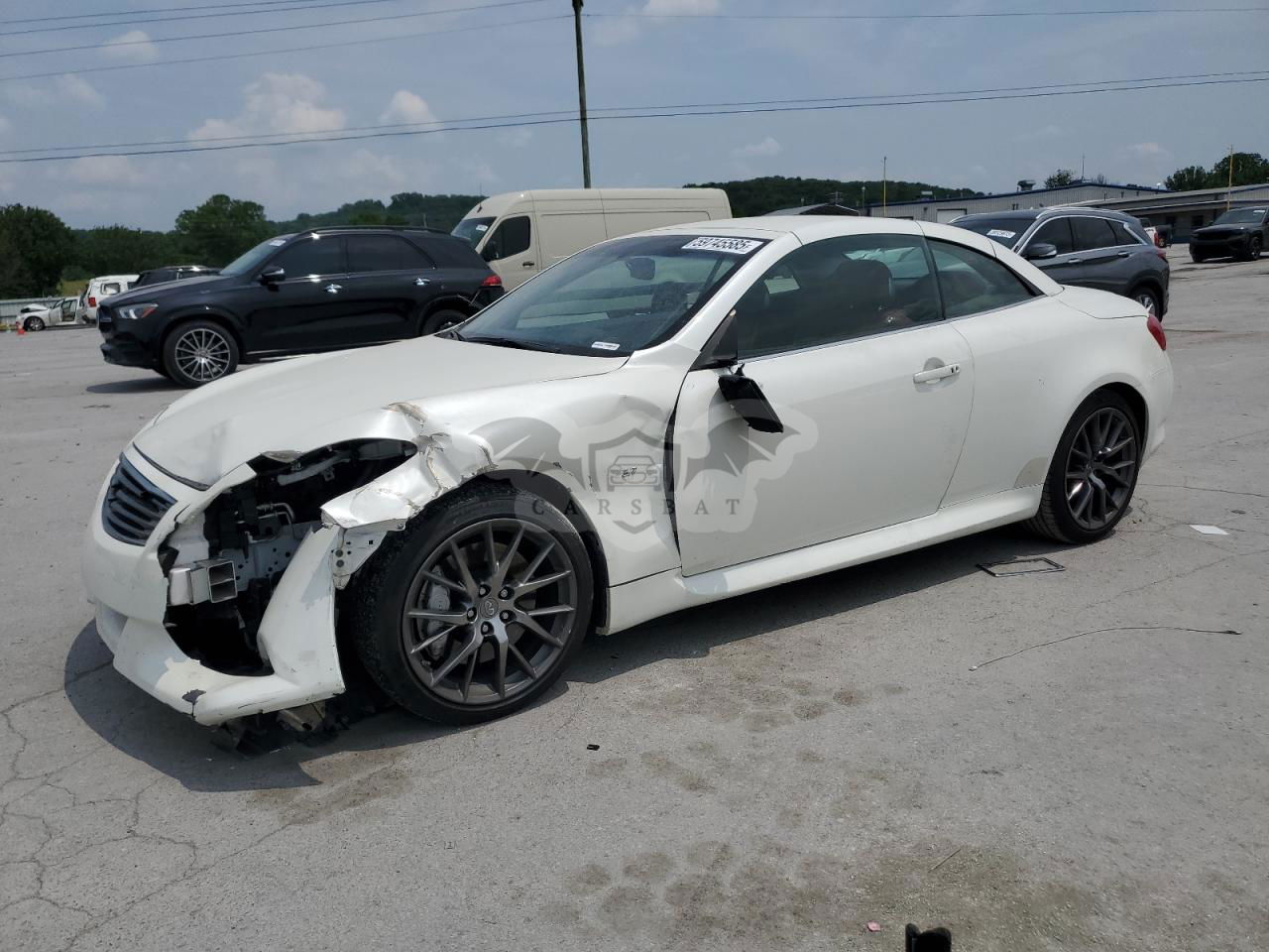 Infiniti Q60 BASE 3.7L  6 2015