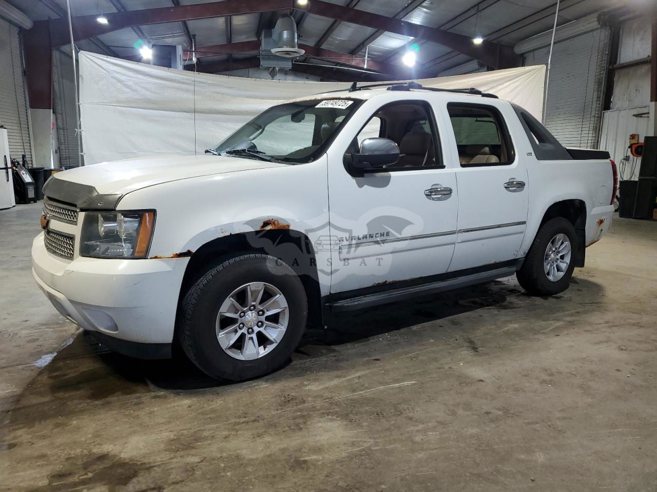 Chevrolet Avalanche LTZ 5.3L  8 2012