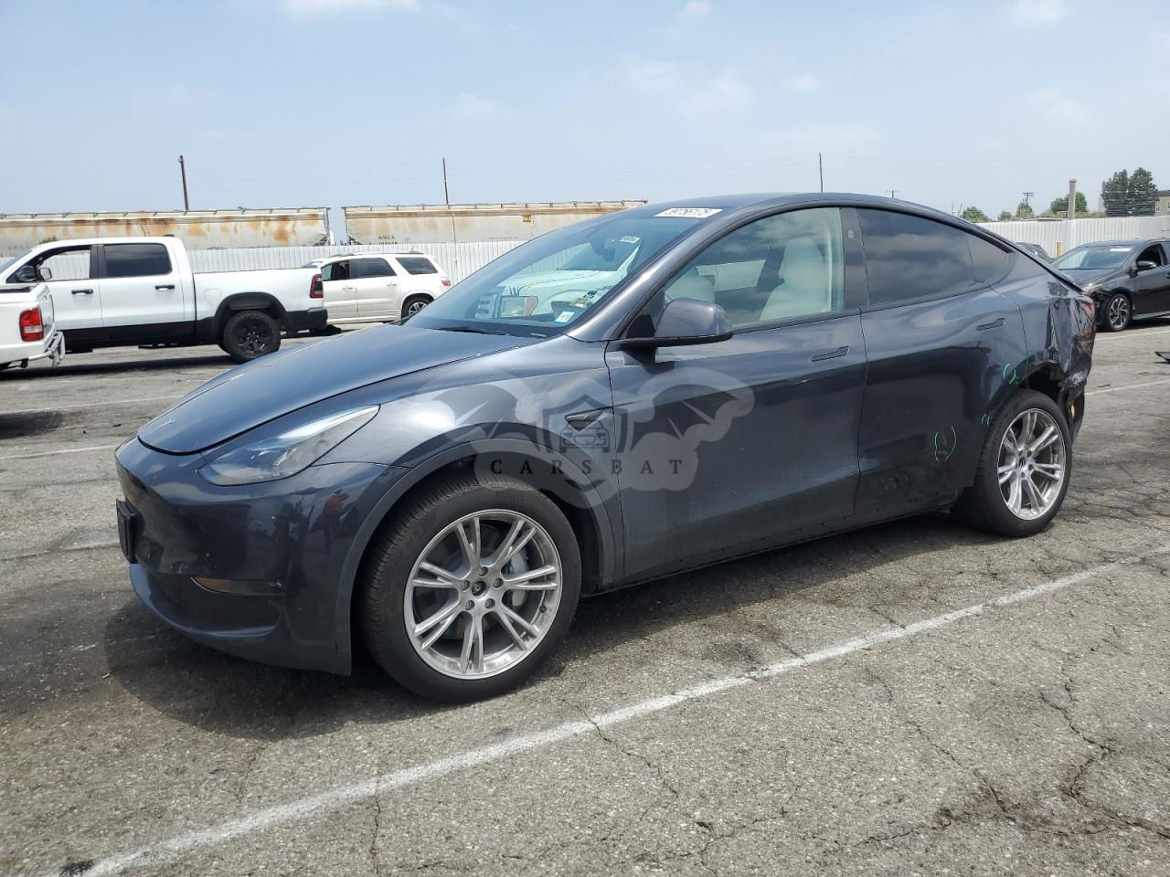 Tesla Model Y 2024