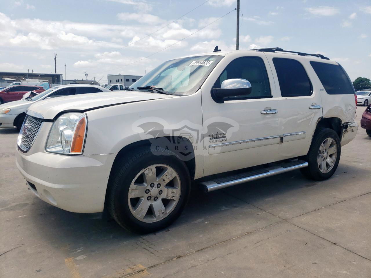 GMC Yukon SLT 5.3L  8 2013