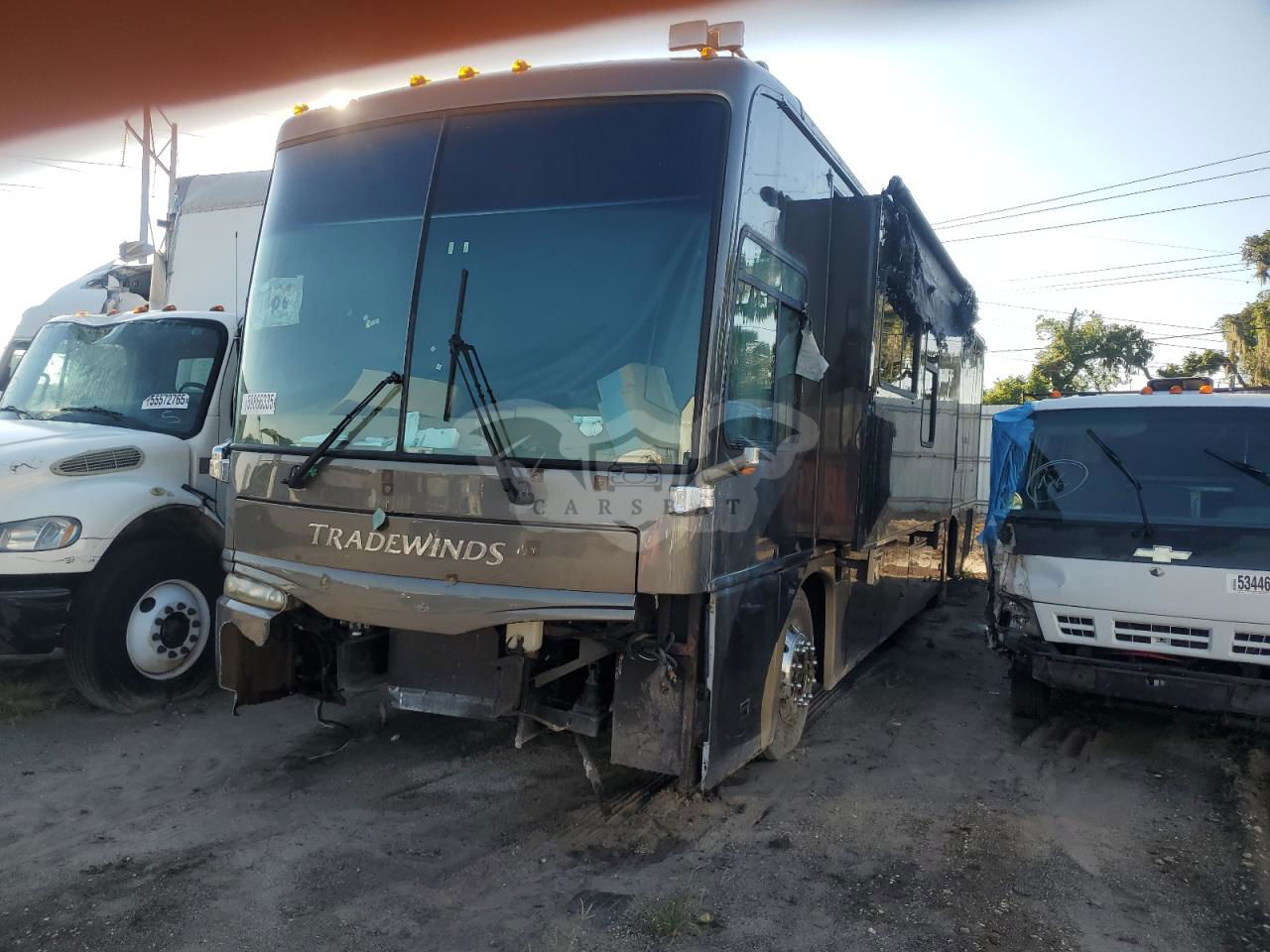 Freightliner X-line X LINE MOTOR HOME 8.9L  6 2006