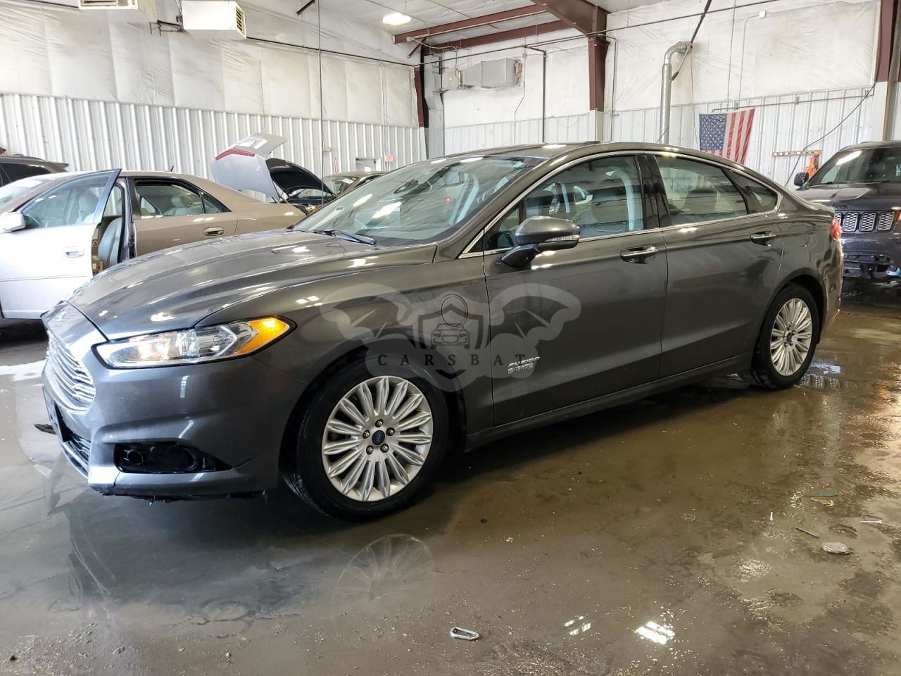Ford Fusion SE PHEV 2.0L  4 2015