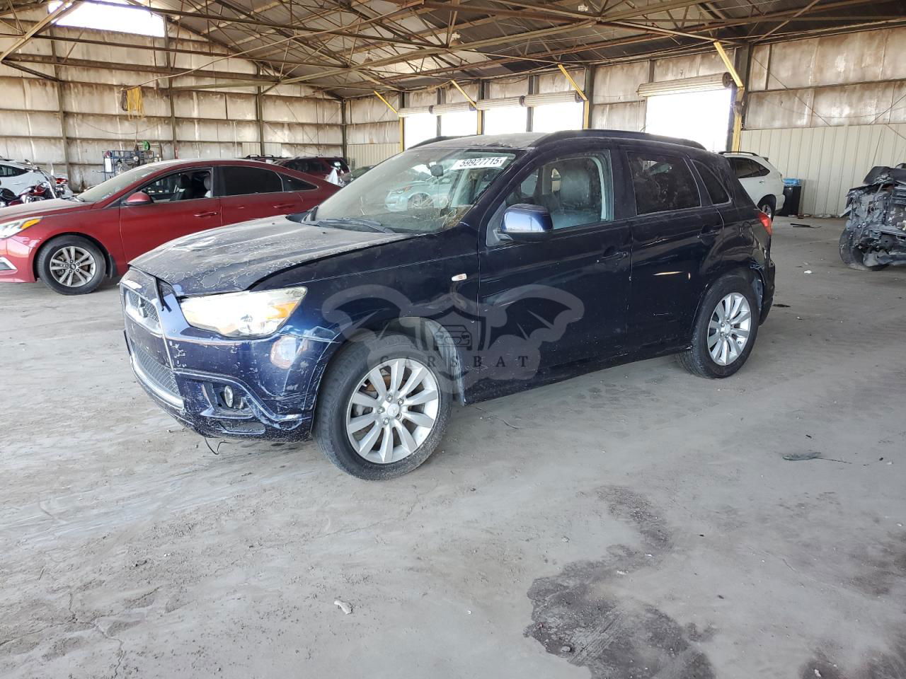 Mitsubishi Outlander SE 2.0L  4 2011