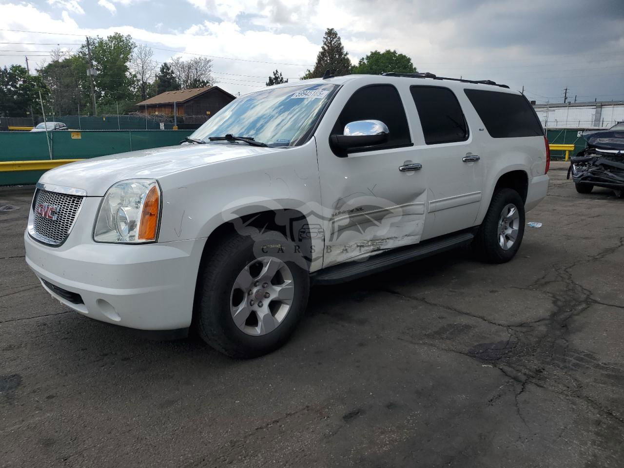 GMC Yukon K1500 SLT 5.3L  8 2014