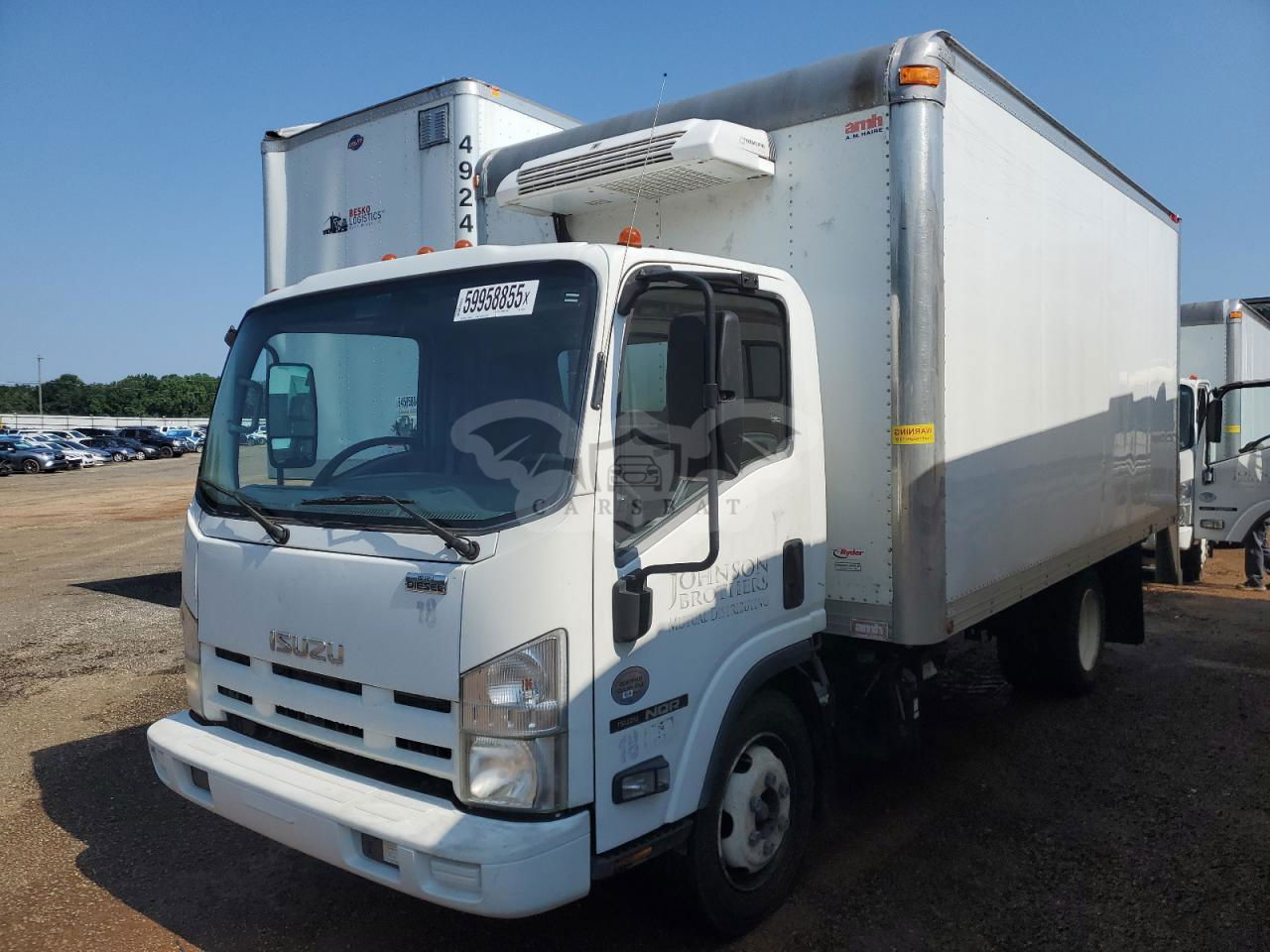Isuzu NQR 5.2L  4 2014