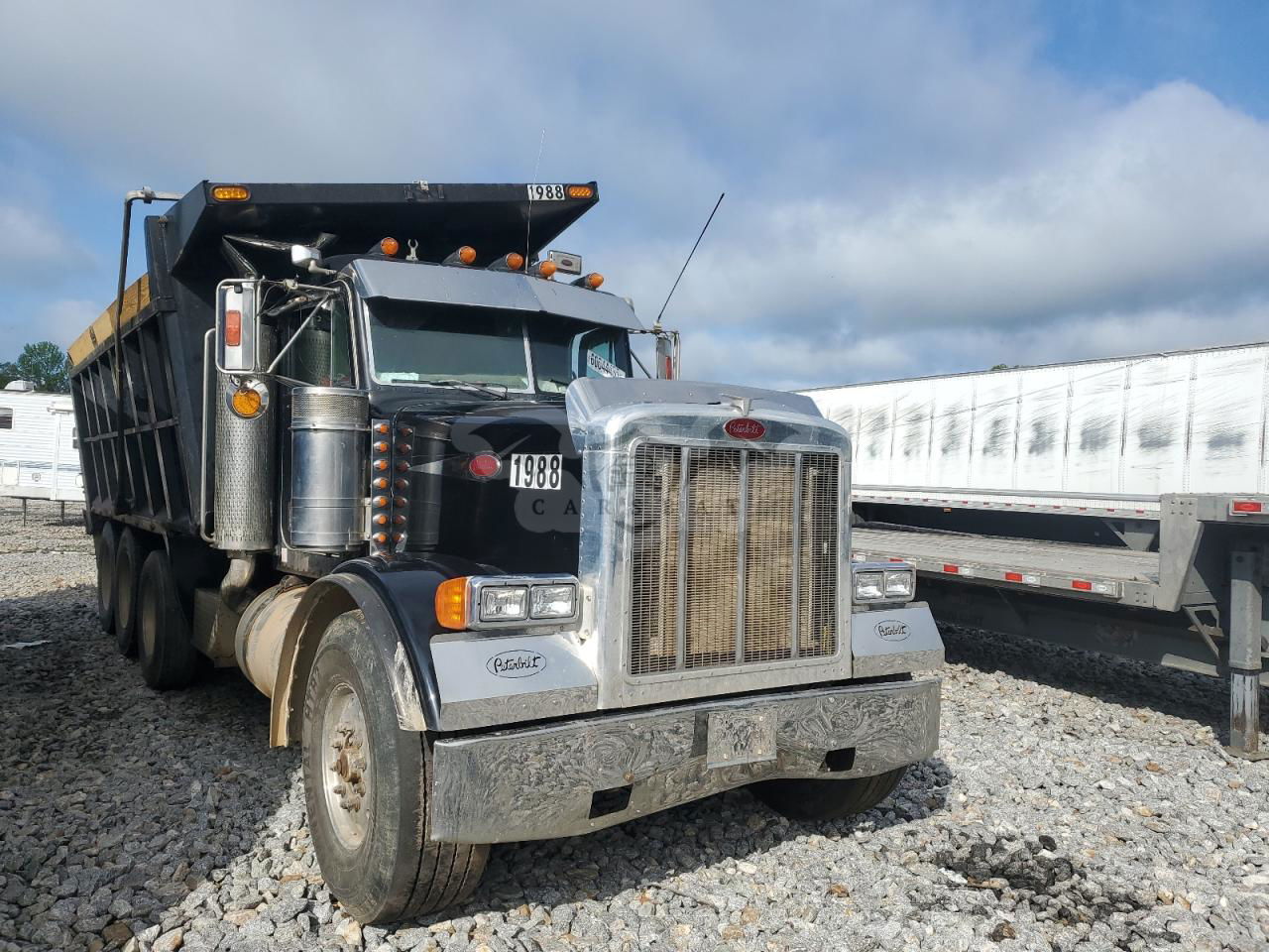 Peterbilt 379 6 2001
