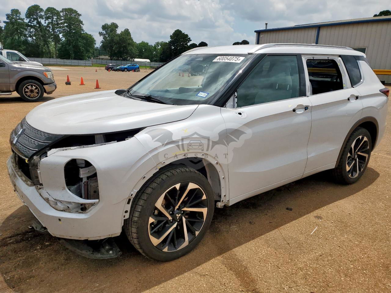 Mitsubishi Outlander SEL 2.5L  4 2023