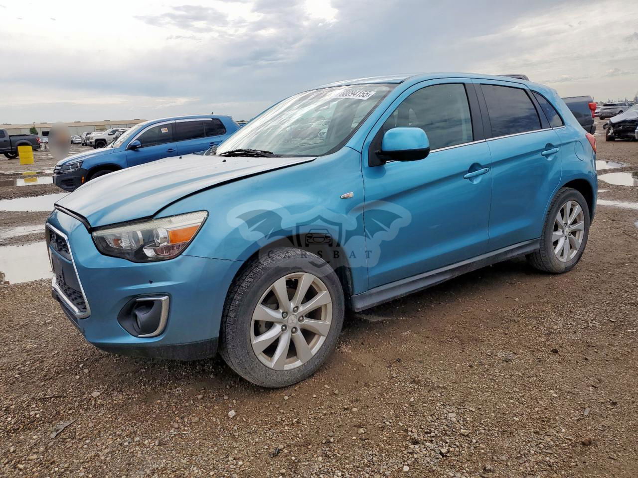 Mitsubishi Outlander SE 2.0L  4 2013