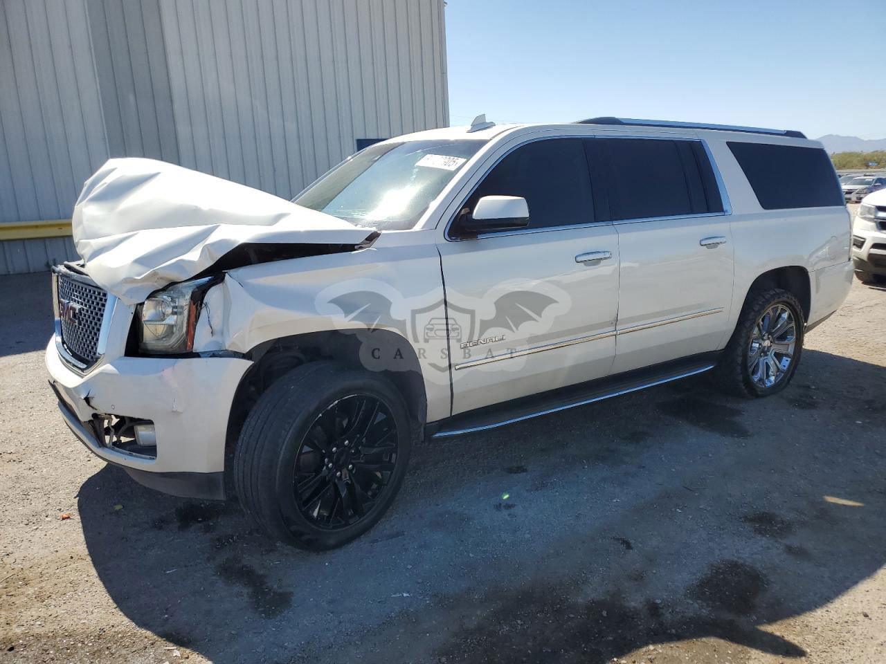 GMC Yukon DENALI 6.2L  8 2015