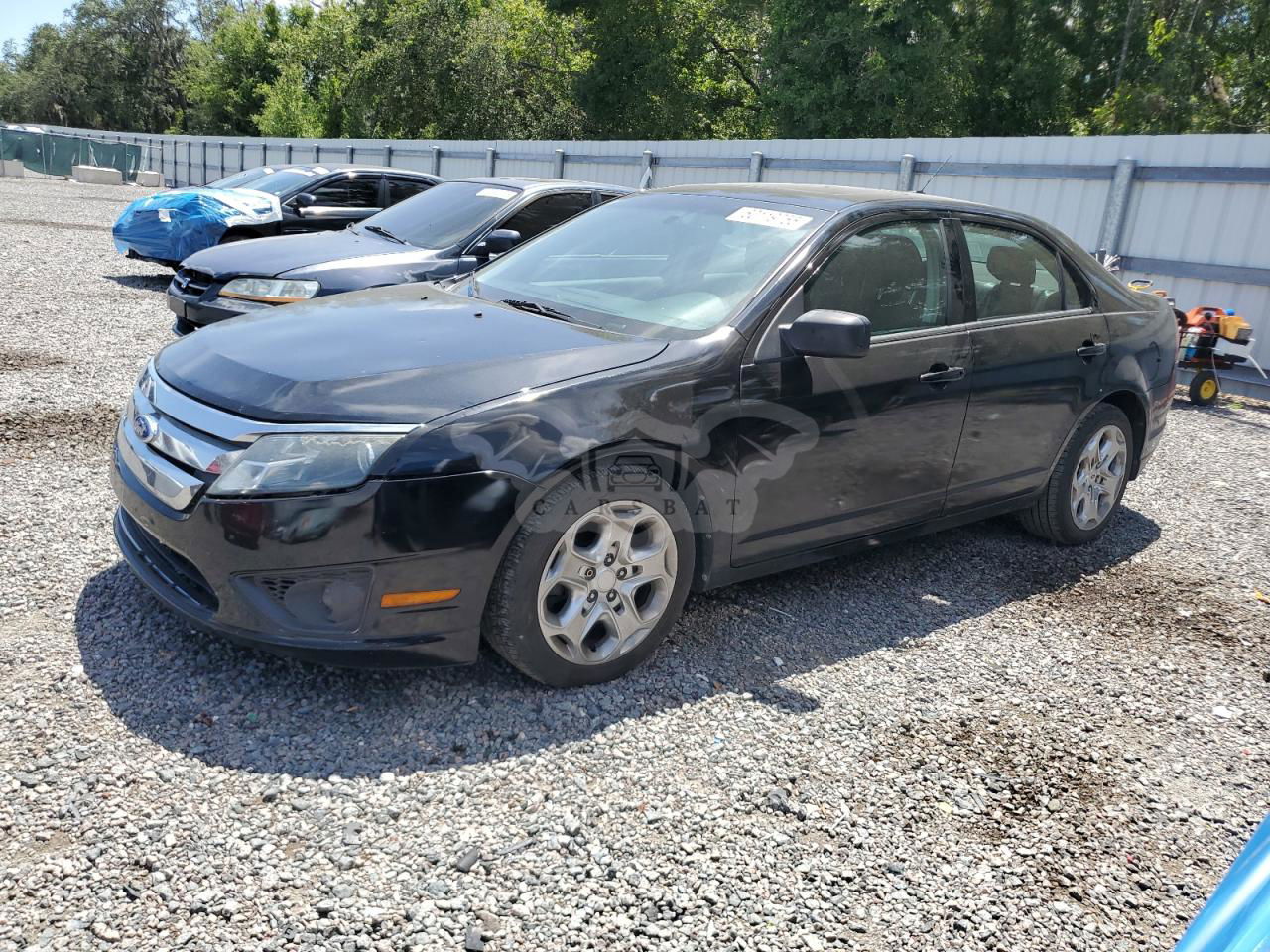 Ford Fusion SE 2.5L  4 2011