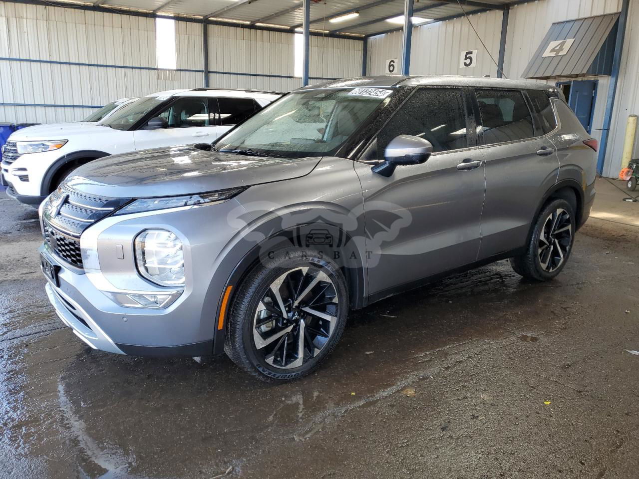 Mitsubishi Outlander 2023