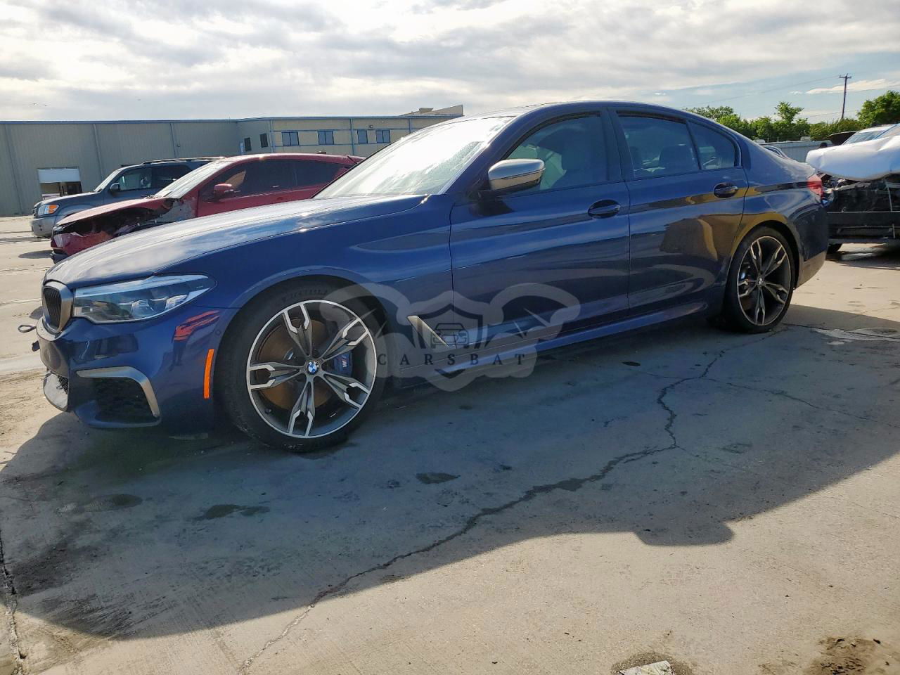 BMW M5 4.4L  8 2020