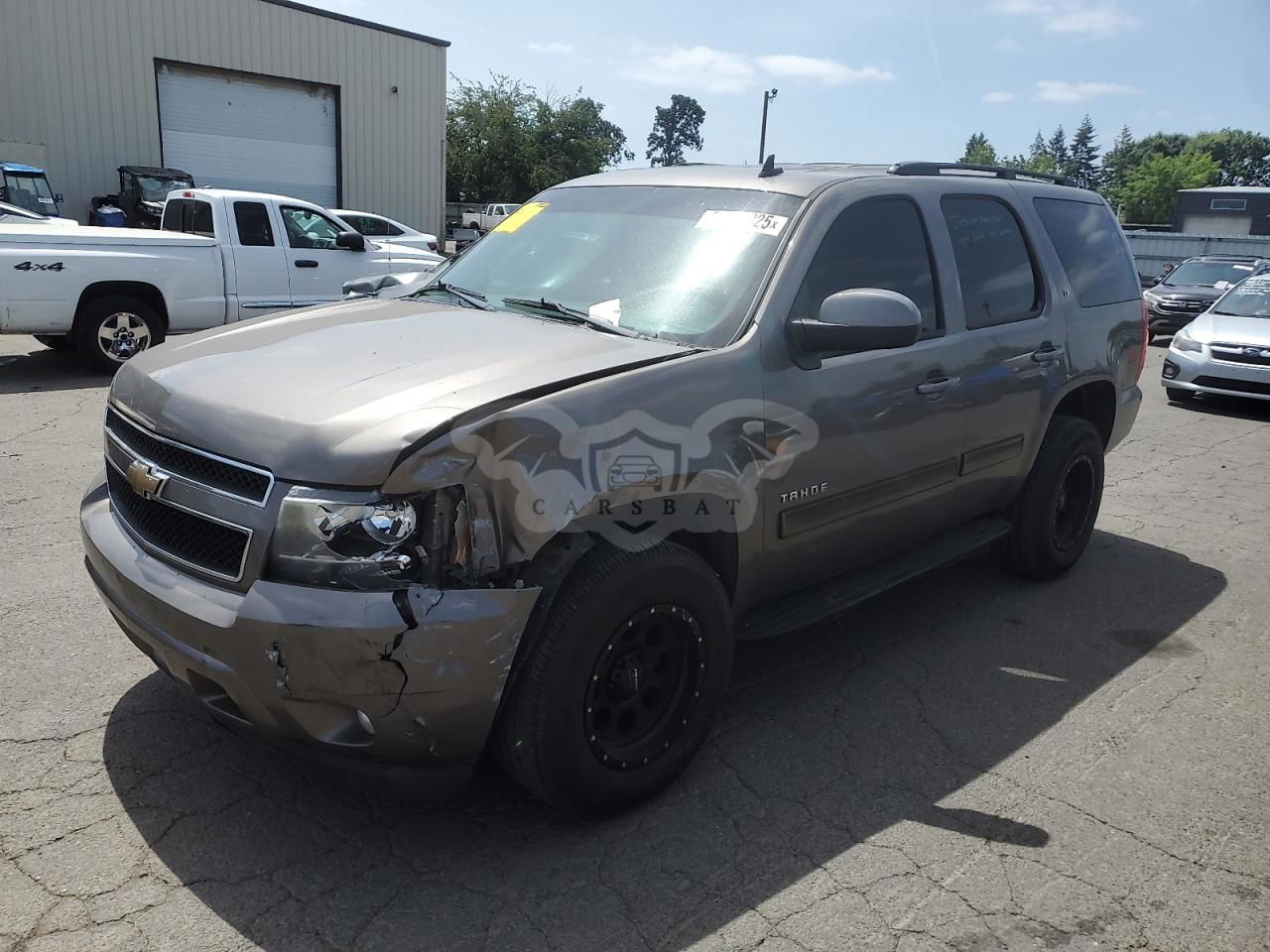 Chevrolet Tahoe K1500 LT 5.3L  8 2011