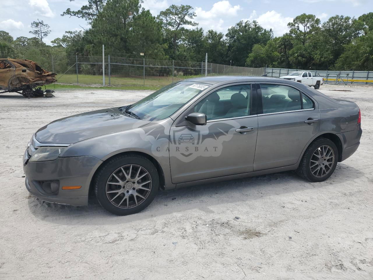 Ford Fusion SE 2.5L  4 2011
