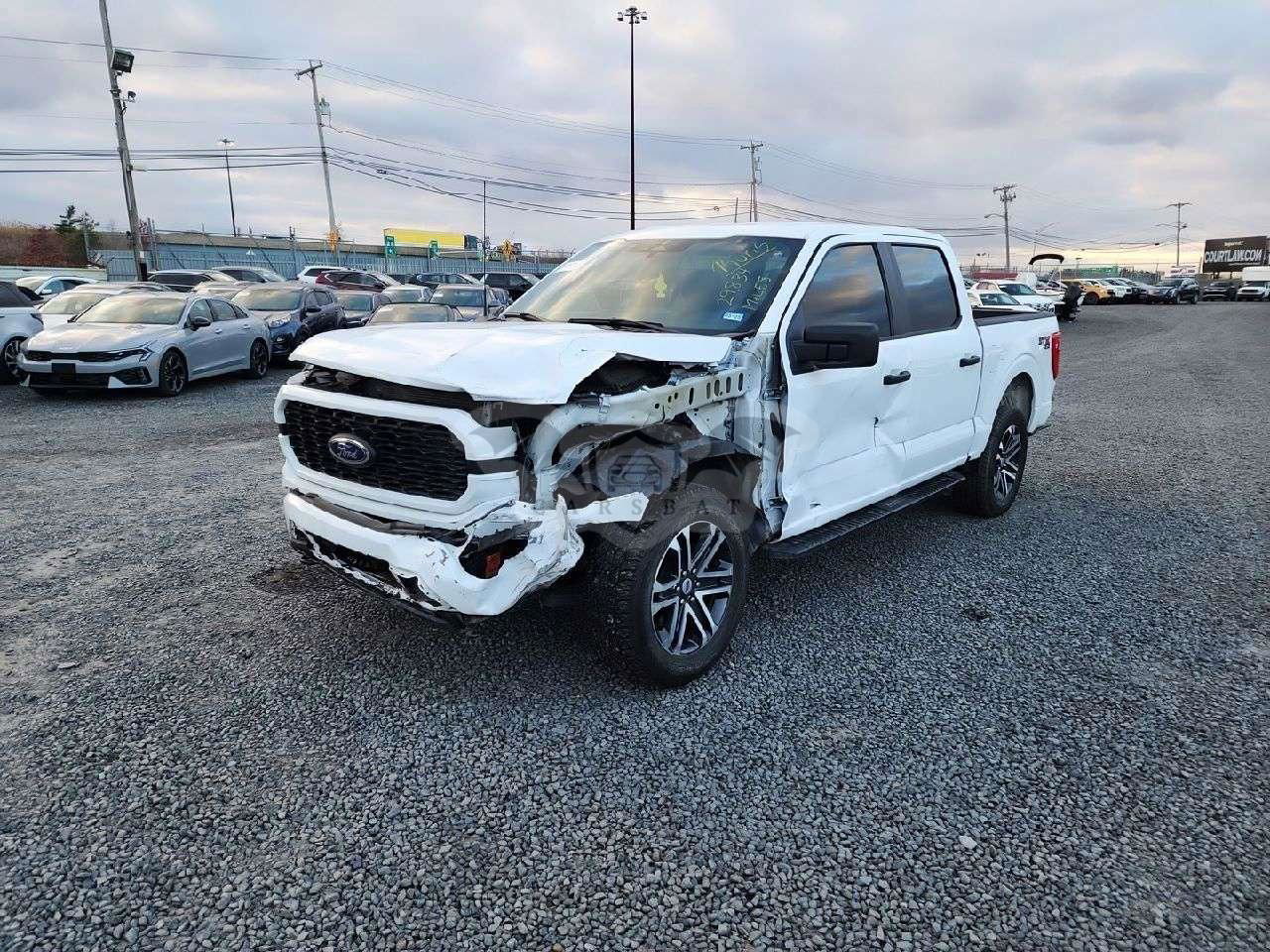 Ford F-150 SUPERCREW 5.0L  8 2023