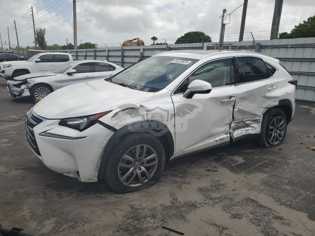 Lexus NX 200T BASE 2.0L  4 2016