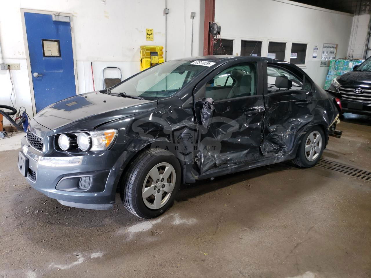 Chevrolet Aveo (Sonic) LS 1.8L  4 2014