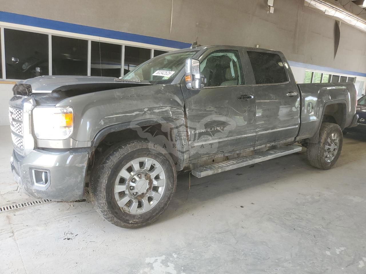 GMC Sierra K2500 DENALI 6.6L  8 2018