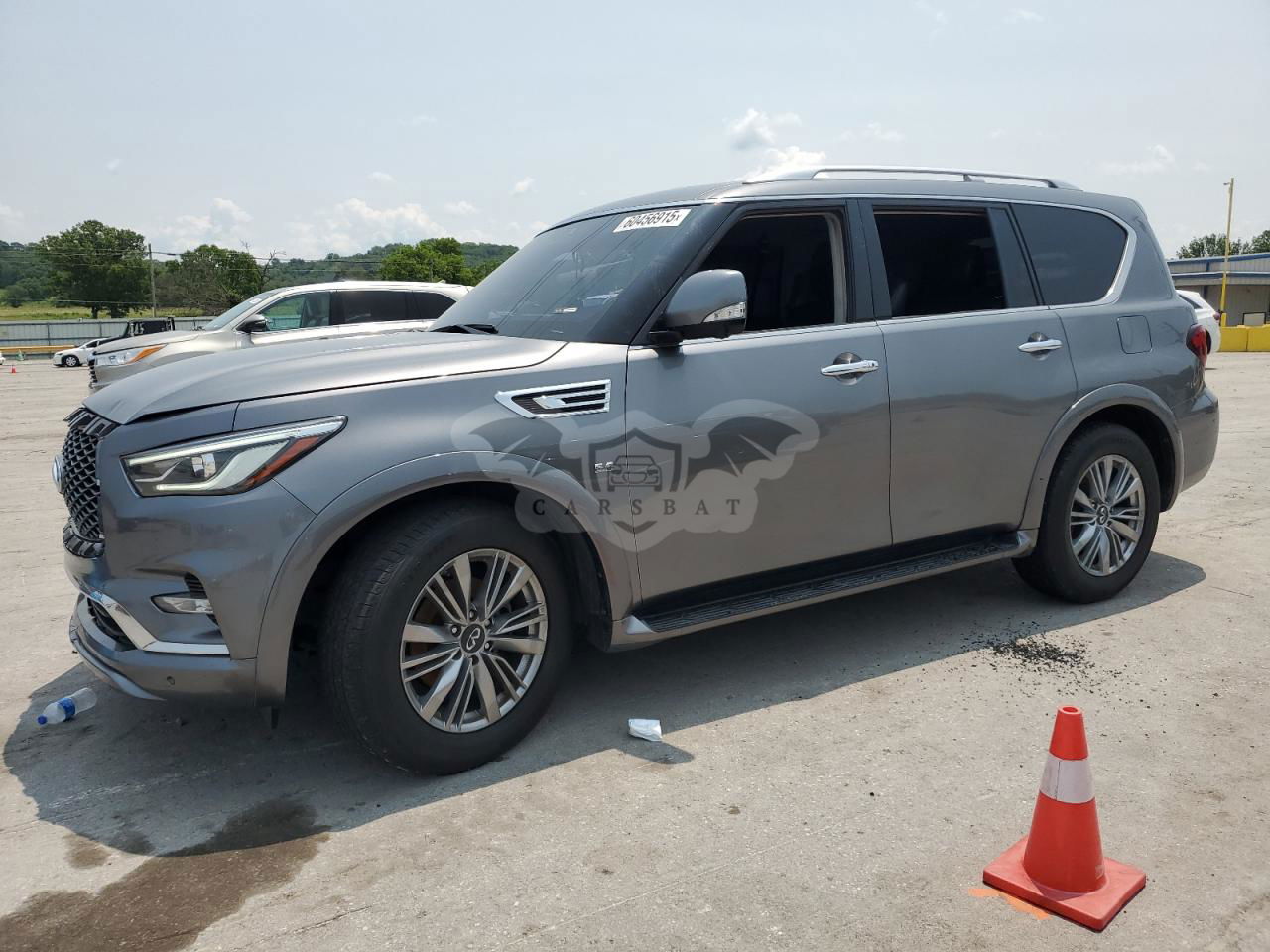 Infiniti QX80 LUXE 5.6L  8 2020