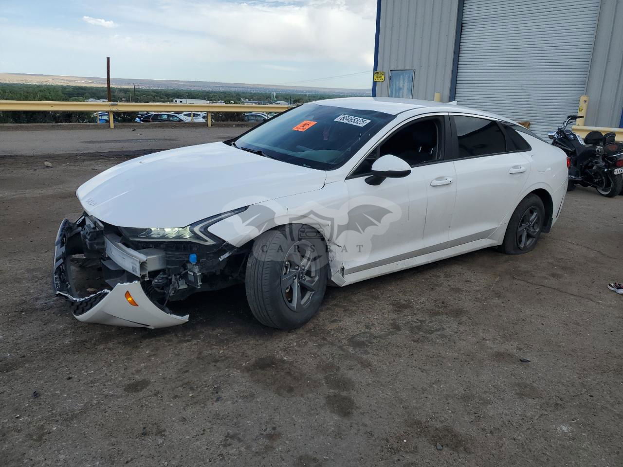 Kia K5 LXS 1.6L  4 2023