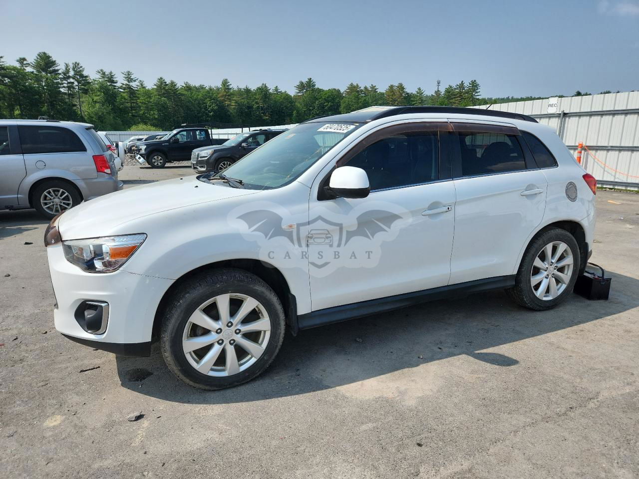 Mitsubishi Outlander SE 2.0L  4 2014