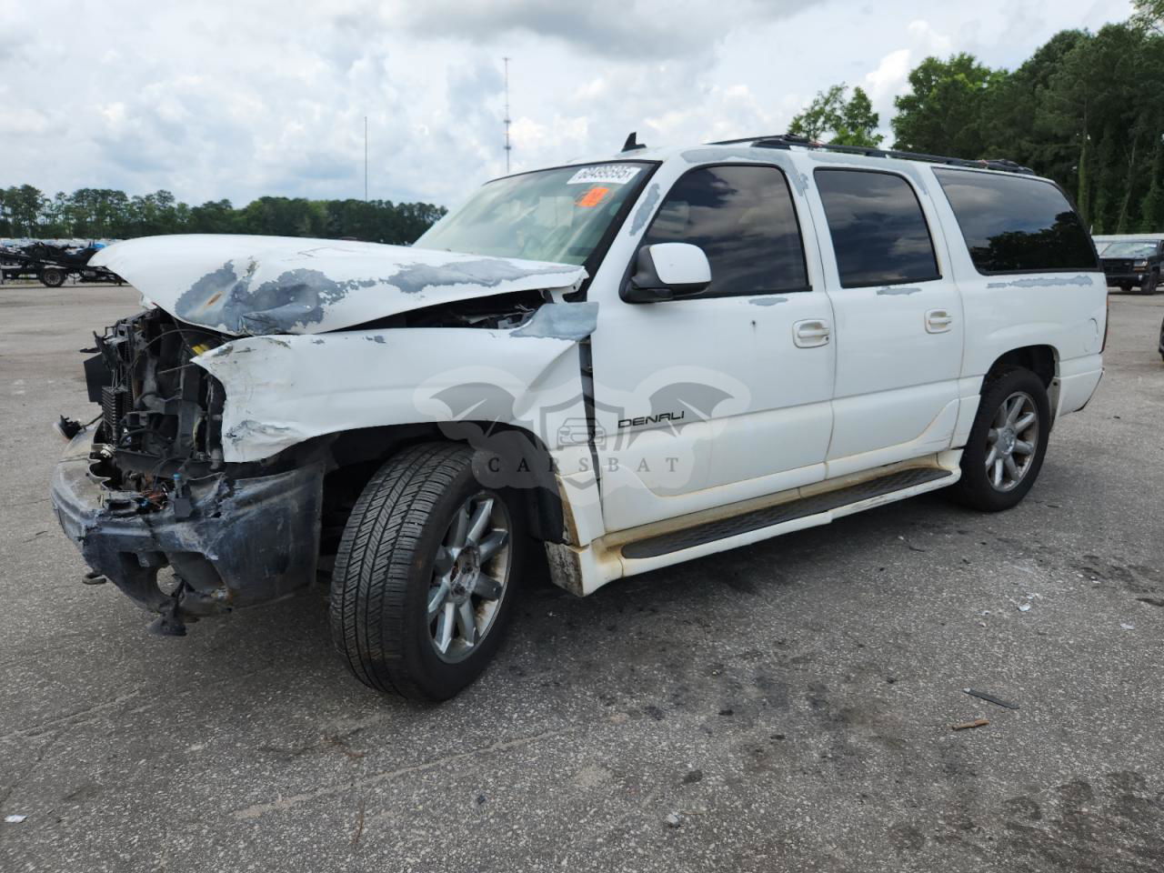 GMC Yukon DENALI 6.0L  8 2006