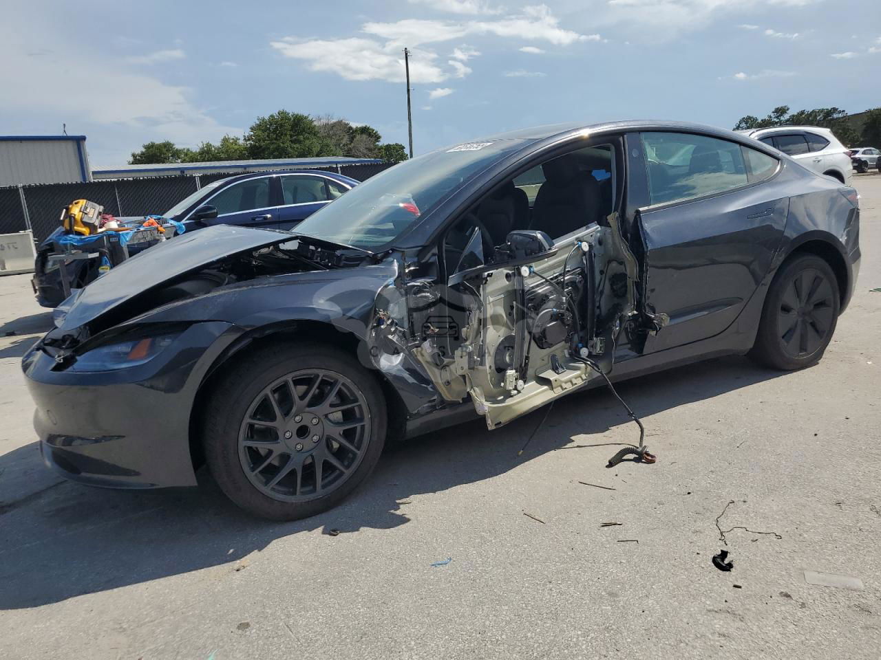 Tesla Model 3 2025