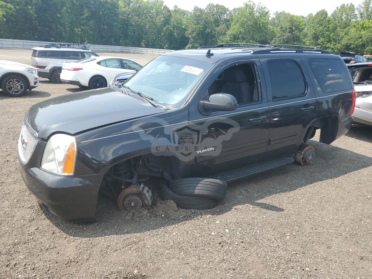 GMC Yukon SLE 5.3L  8 2013