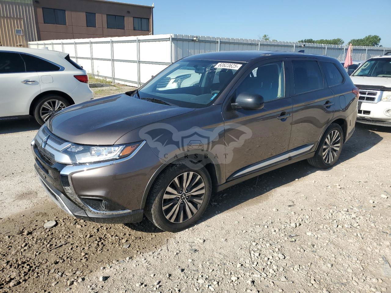 Mitsubishi Outlander ES 2.4L  4 2020