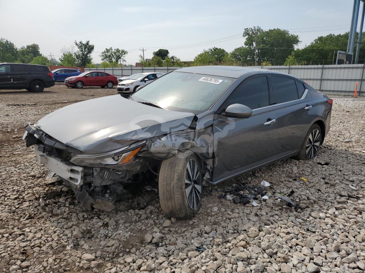 Nissan Altima SL 2.5L  4 2021