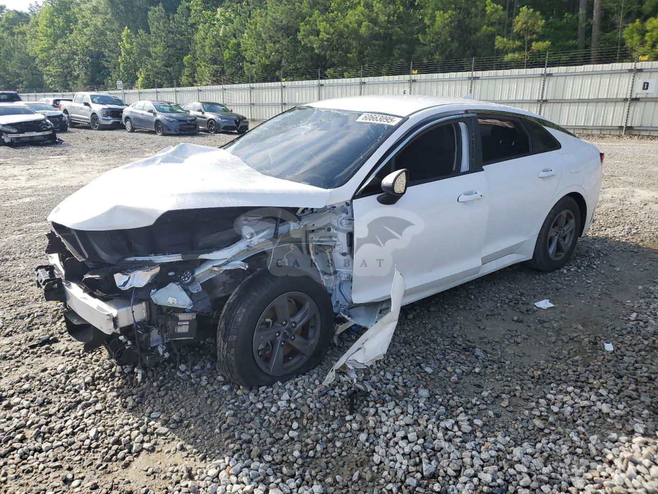 Kia K5 LXS 1.6L  4 2023