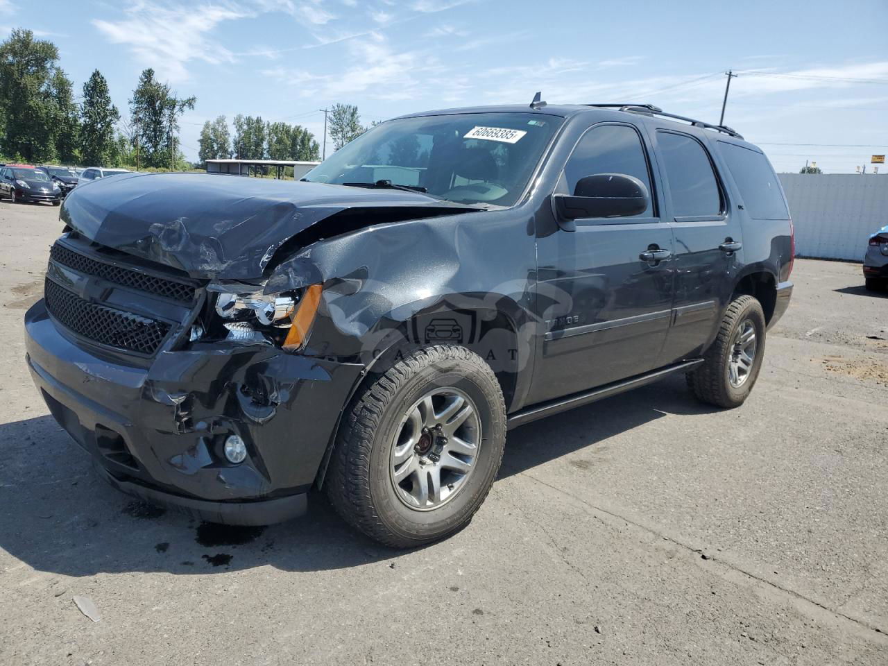 Chevrolet Tahoe K1500 LTZ 5.3L  8 2011