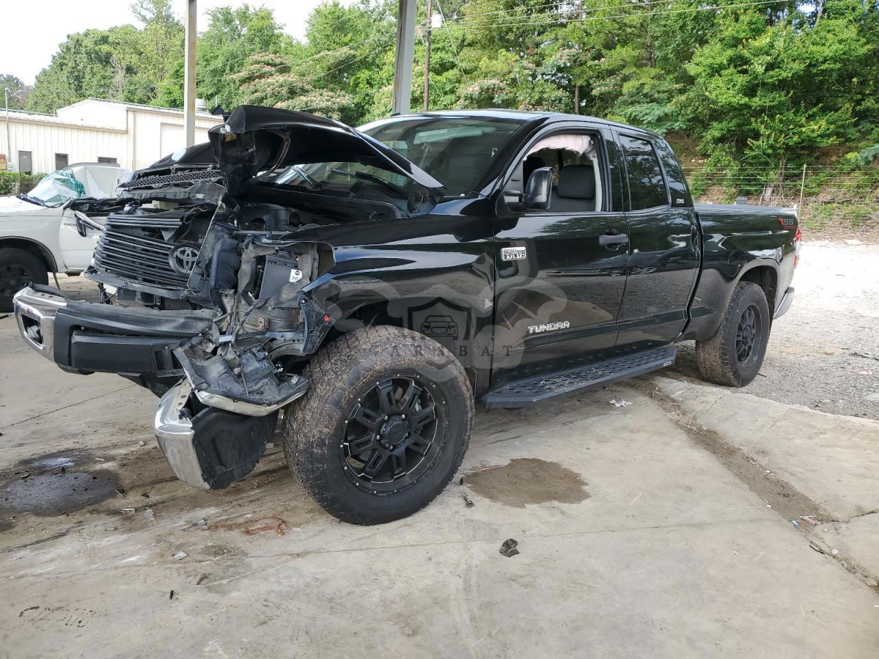 Toyota Tundra DOUBLE CAB SR 5.7L  8 2015