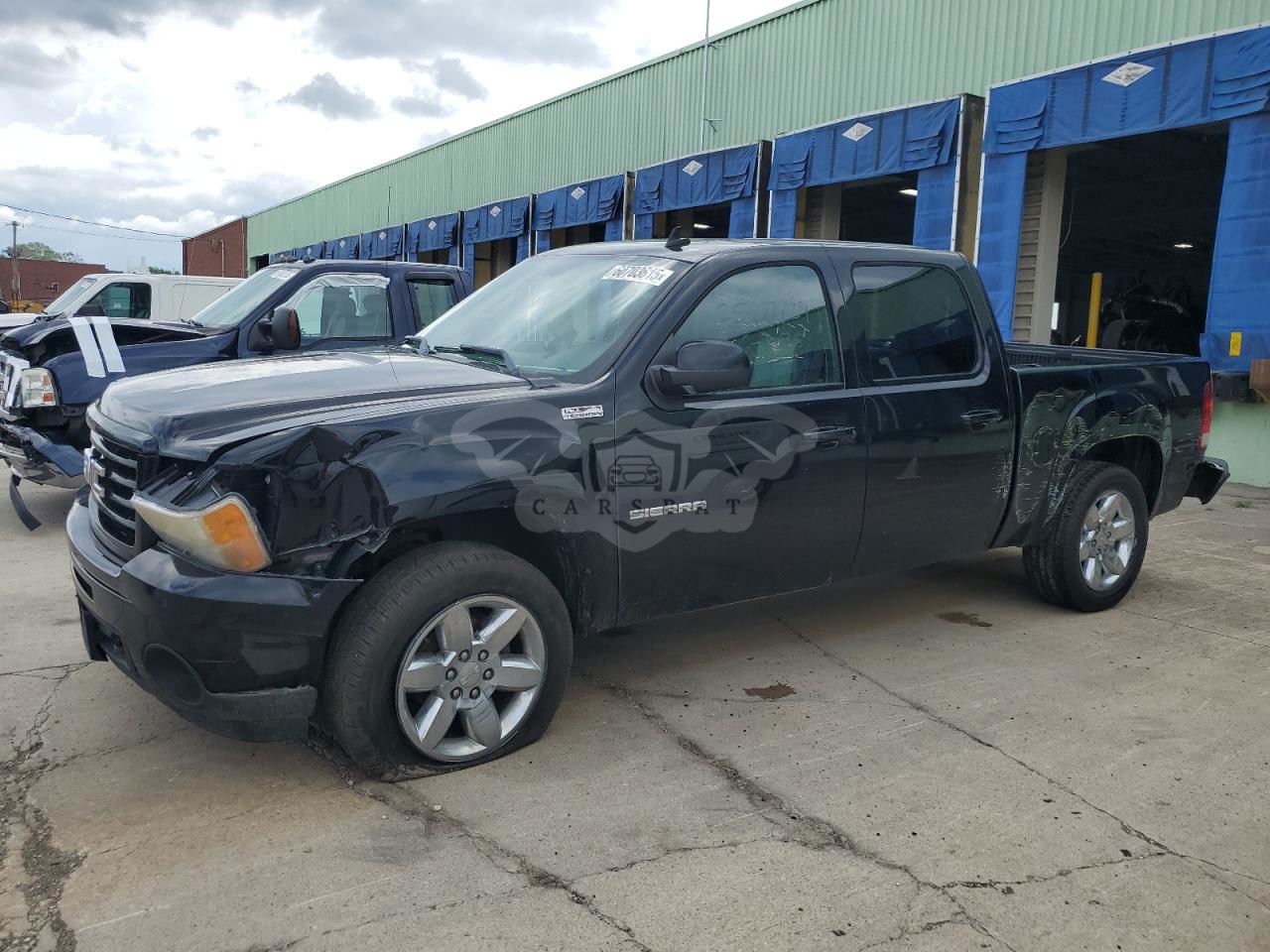 GMC Sierra K1500 SLT 5.3L  8 2013