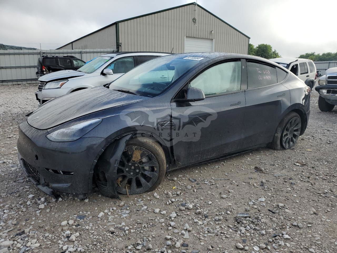 Tesla Model Y 2024