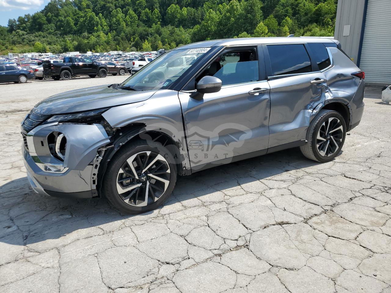 Mitsubishi Outlander SE 2.5L  4 2023