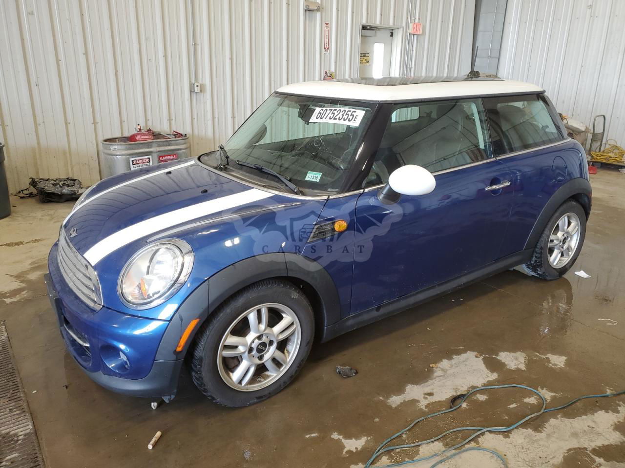 Mini Cooper 1.6L  4 2013