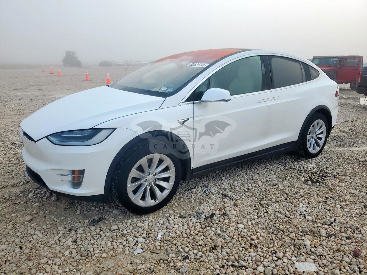 Tesla Model X 2021