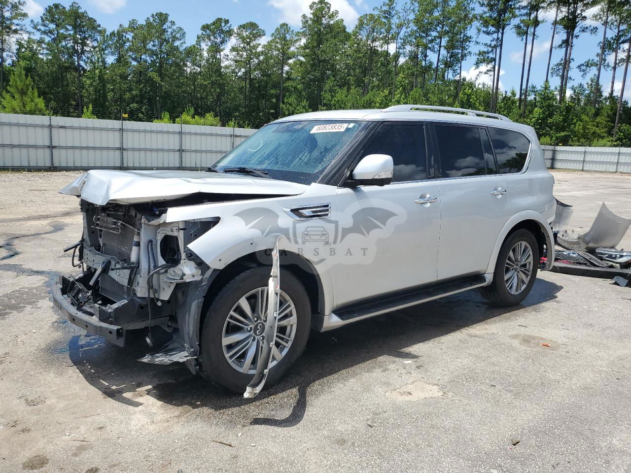 Infiniti QX80 LUXE 5.6L  8 2020