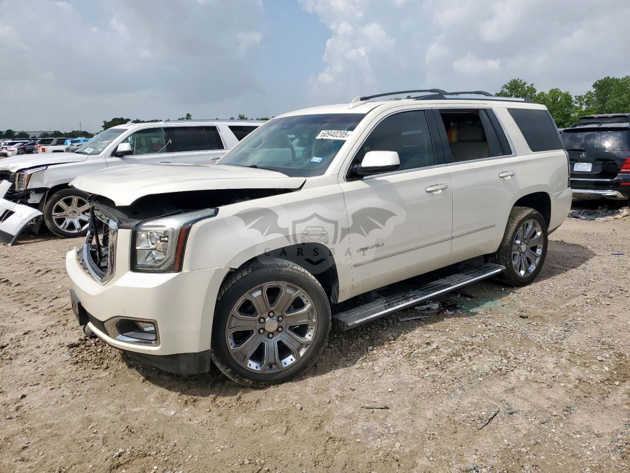 GMC Yukon DENALI 6.2L  8 2015