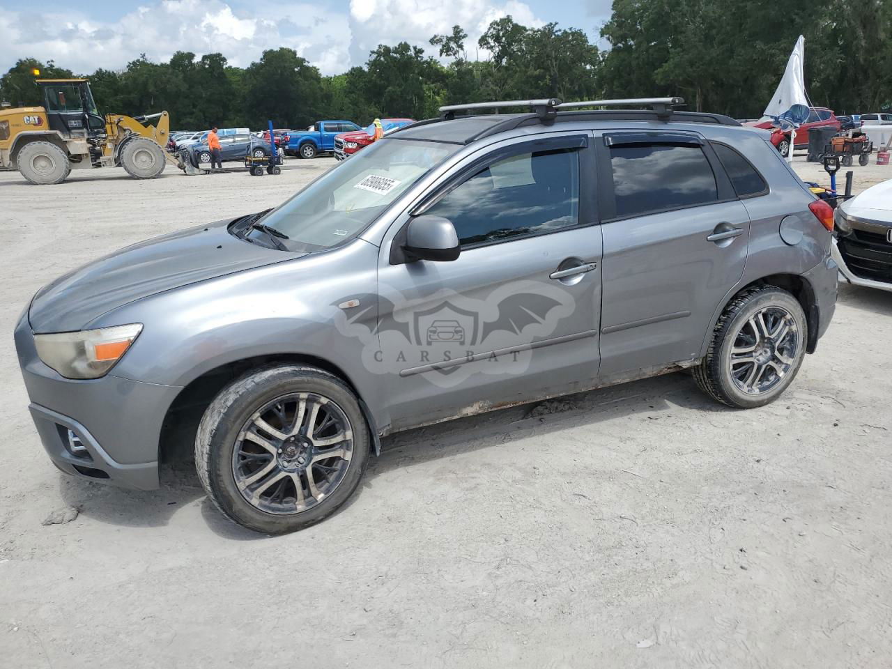 Mitsubishi Outlander SE 2.0L  4 2011