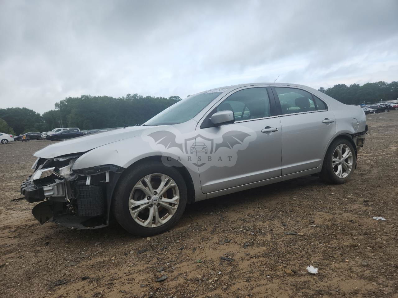 Ford Fusion SE 2.5L  4 2012