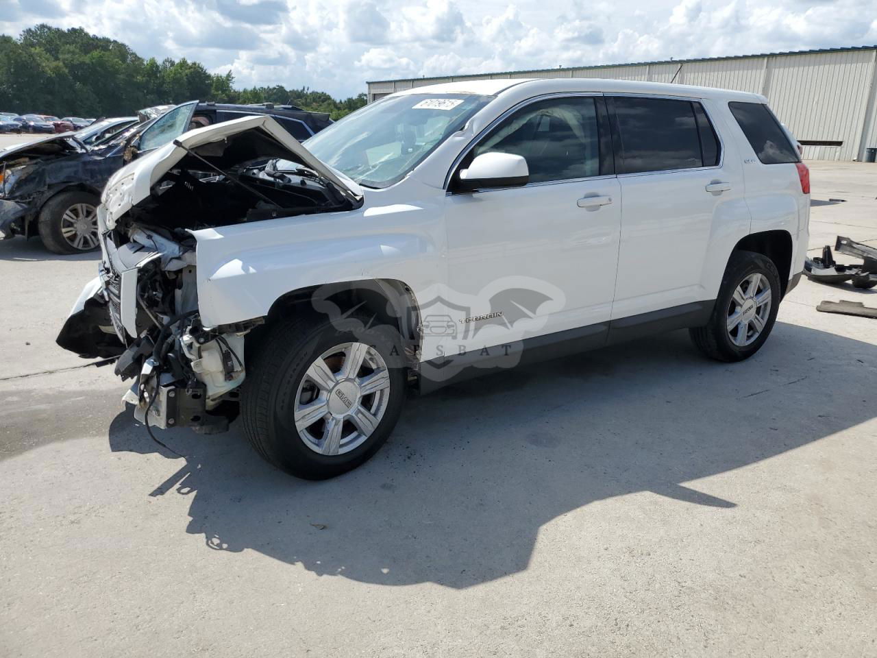GMC Terrain SLE 2.4L  4 2015