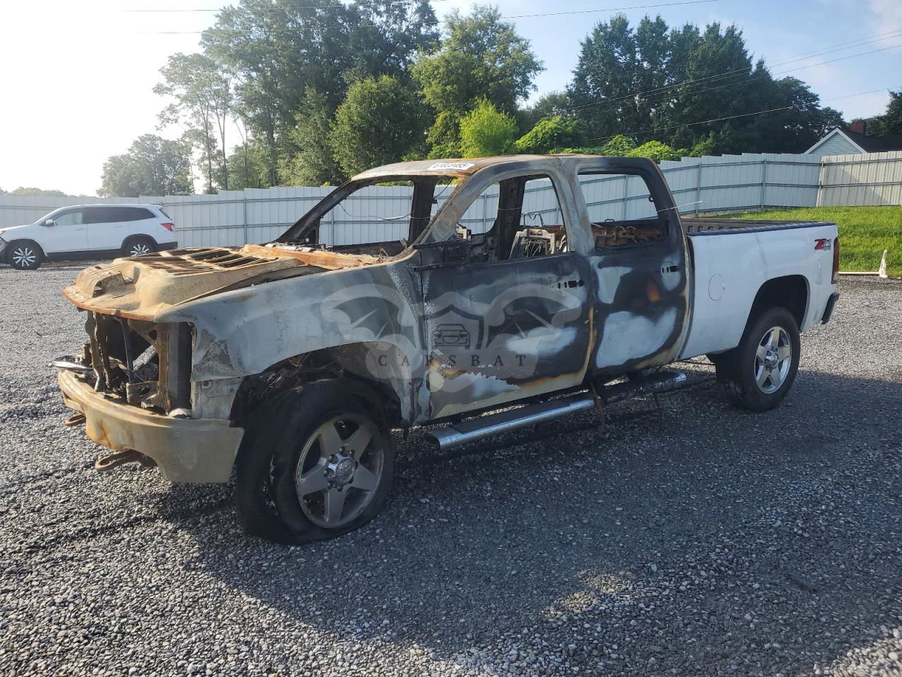 GMC Sierra K2500 DENALI 6.6L  8 2013