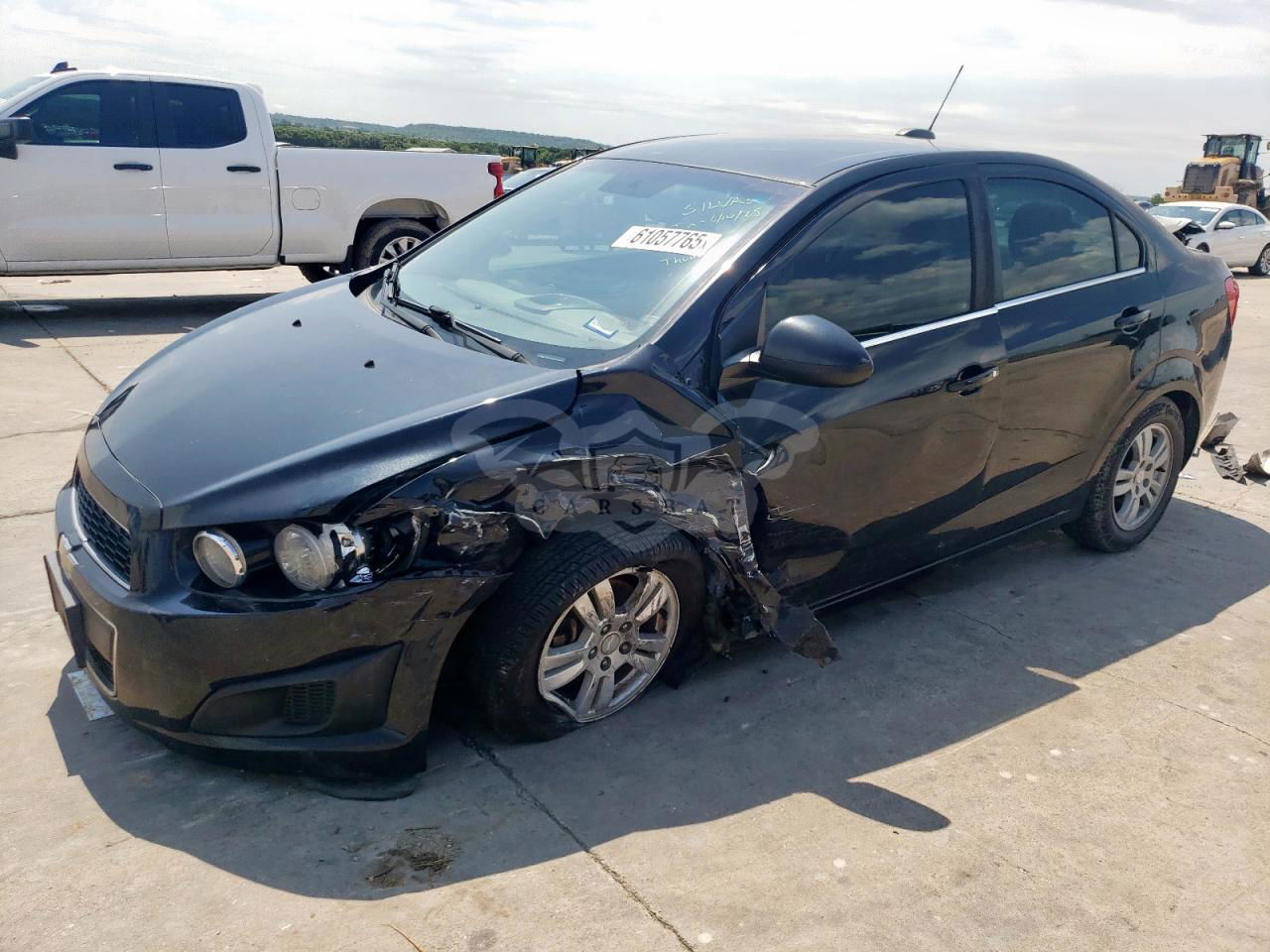 Chevrolet Aveo (Sonic) LT 1.8L  4 2015