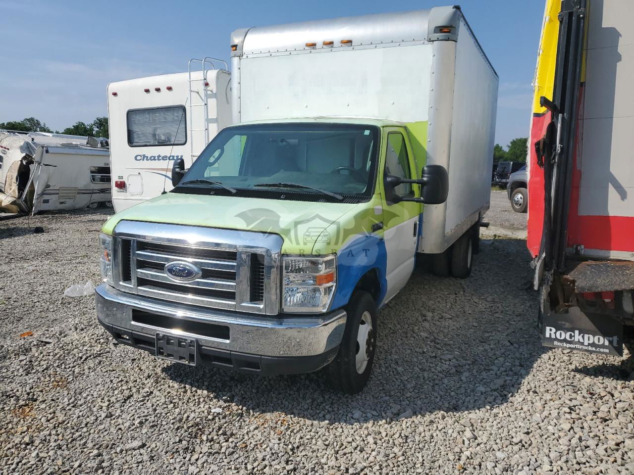 Ford Econoline E350 SUPER DUTY CUTAWAY VAN 5.4L  8 2016