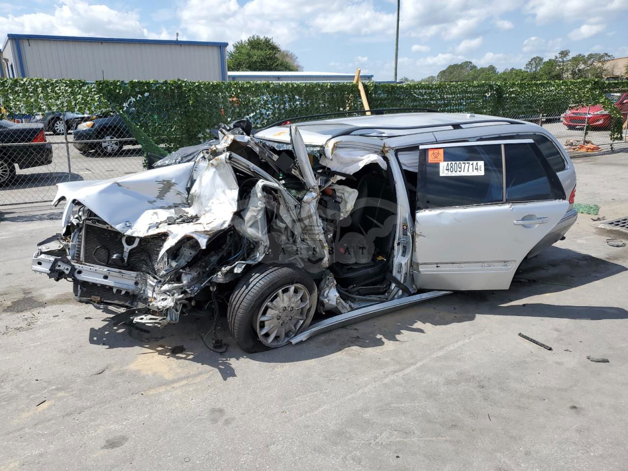 Mercedes-Benz E 320 3.2L  6 2000